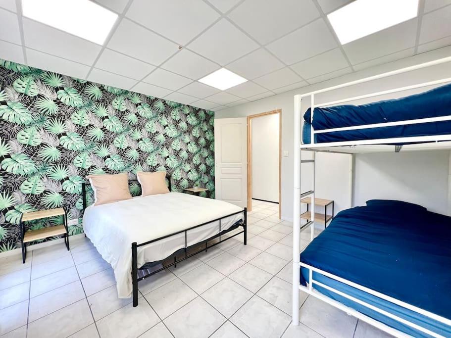 Le Grand Penon ~ Logement Spacieux A 6 Min Du Parc Saint-Georges-les-Baillargeaux Екстер'єр фото